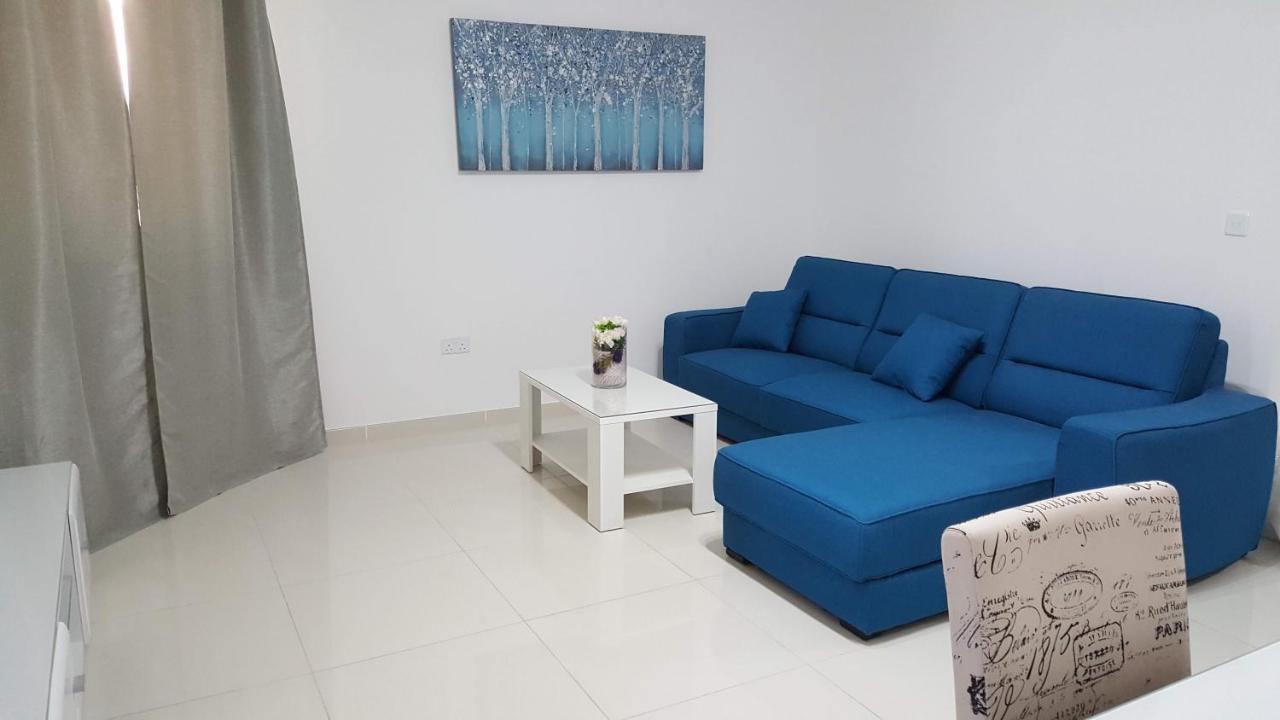 The Carobs Apartment Marsaskala Bagian luar foto